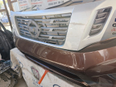 Oto Çıkma Parça / Nissan / Navara / Tampon / Ön Tampon / Çıkma Parça 