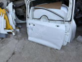 Oto Çıkma Parça / Toyota / Corolla / Kaporta & Karoser / Sağ Ön Kapı / Çıkma Parça 