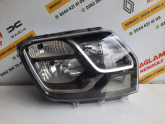 Oto Çıkma Parça / Dacia / Duster / Far & Stop / Sağ Ön Far / Çıkma Parça 