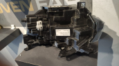 Oto Çıkma Parça / Volkswagen / Amarok / Far & Stop / Sağ Ön Far / Çıkma Parça 