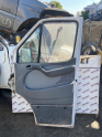 Oto Çıkma Parça / Mercedes / Sprinter / Kaporta & Karoser / Sağ Ön Kapı / Çıkma Parça 