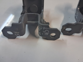 Oto Çıkma Parça / Renault / Laguna / Kaporta & Karoser / Kapı Menteşesi / Çıkma Parça 