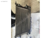 Oto Çıkma Parça / Renault / Megane / Radyatör / Radyatör Seti / Çıkma Parça 