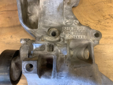 Oto Çıkma Parça / Volkswagen / Passat / Motor / Bağlantı Braketi / Çıkma Parça 