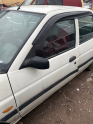 FORD ESCORT SOL ÖN KAPI BEYAZ