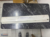 8U0853960D AUDİ Q3 SAĞ ÖN KAPI BANDI ORİJİNAL ÇIKMA