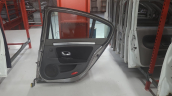 Oto Çıkma Parça / Renault / Laguna / Kaporta & Karoser / Sağ Arka Kapı / Çıkma Parça 