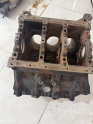 2002 audi 2.4 benzin otomatik blok ve tum parcalar mevcuttur