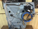 Oto Çıkma Parça / Volkswagen / Transporter / Oto Cam / Cam Krikosu / Çıkma Parça 