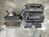 Oto Çıkma Parça / Land Rover / Discovery / Kalorifer / Kalorifer Kutusu / Çıkma Parça 