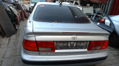 toyota carina arka cam