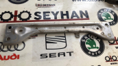 Oto Çıkma Parça / Seat / Leon / Motor / Bağlantı Braketi / Çıkma Parça 