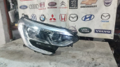Oto Çıkma Parça / Renault / Megane / Far & Stop / Sağ Ön Far / Çıkma Parça 