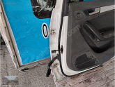 Oto Çıkma Parça / Audi / A4 / Oto Cam / Cam Krikosu / Çıkma Parça 