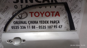 Oto Çıkma Parça / Toyota / Corolla / Kaporta & Karoser / Sağ Arka Kapı / Çıkma Parça 