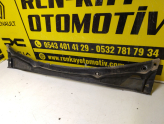 Oto Çıkma Parça / Renault / Clio / Oto Cam / Ön Cam Izgarası / Çıkma Parça 