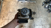 Oto Çıkma Parça / Mercedes / 200 / ABS / ABS Beyni / Çıkma Parça 