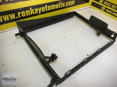 Oto Çıkma Parça / Renault / Captur / Radyatör / Radyatör Ayağı / Çıkma Parça 