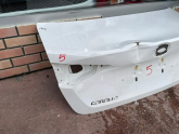 Oto Çıkma Parça / Toyota / Corolla / Kaporta & Karoser / Bagaj Kapağı / Çıkma Parça 