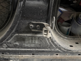 Oto Çıkma Parça / Hyundai / ix35 / Kaporta & Karoser / Kaput Menteşesi / Çıkma Parça 