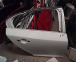 VOLVO S60 SAĞ ARKA KAPI