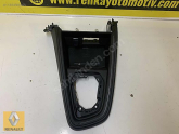 Oto Çıkma Parça / Renault / R 5 / Tampon / Sis Farı Çerçevesi / Çıkma Parça 