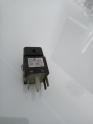 Oto Çıkma Parça / Opel / Corsa / Oto Cam / Cam Düğmesi / Çıkma Parça 