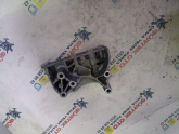 Oto Çıkma Parça / Renault / R 25 / Motor / Takozu & Kulağı / Çıkma Parça 