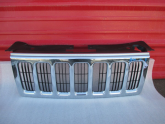 Oto Çıkma Parça / Jeep / Commander / Kaporta & Karoser / Panjur / Çıkma Parça 