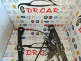 Oto Çıkma Parça / Peugeot / 3008 / Oto Cam / Cam Krikosu / Çıkma Parça 