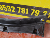 Oto Çıkma Parça / Renault / Master / Oto Cam / Ön Cam Izgarası / Çıkma Parça 