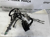 Oto Çıkma Parça / Mercedes / E Serisi / Motor / Enjektör / Çıkma Parça 