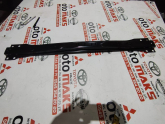 F2520-4JAEA NAVARA ÖN PANEL ALT PARÇA