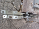 Oto Çıkma Parça / Opel / Corsa / Kaporta & Karoser / Kaput Menteşesi / Çıkma Parça 