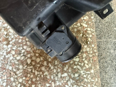 Oto Çıkma Parça / Mitsubishi / L200 / Filtre / Hava Filtresi Kutusu / Çıkma Parça 