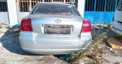 2004 Toyota Avensis bagaj kapağı