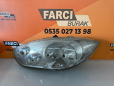Oto Çıkma Parça / Renault / Master / Far & Stop / Sağ Ön Far / Çıkma Parça 