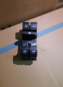 Oto Çıkma Parça / Volkswagen / Jetta / Oto Cam / Cam Düğmesi / Yan Sanayi 