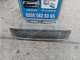 Oto Çıkma Parça / Volkswagen / Jetta / Tampon / Orta Izgara / Çıkma Parça 