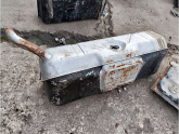 Oto Çıkma Parça / Jaguar / Daimler / Radyatör / Yedek Su Deposu / Çıkma Parça 