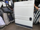 Oto Çıkma Parça / Peugeot / Boxer / Kaporta & Karoser / Sağ Sürgülü Kapı / Çıkma Parça 