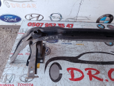 Oto Çıkma Parça / Volkswagen / Tiguan / Tampon / Tampon Demiri / Çıkma Parça 