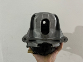 Oto Çıkma Parça / Audi / Q5 / Motor / Takozu & Kulağı / Çıkma Parça 
