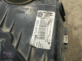 Oto Çıkma Parça / Volkswagen / Touareg / Far & Stop / Sol Ön Far / Çıkma Parça 