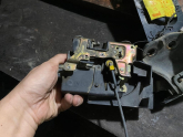Oto Çıkma Parça / Renault / Laguna / Kaporta & Karoser / Kapı Menteşesi / Çıkma Parça 