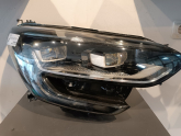Oto Çıkma Parça / Renault / Megane / Far & Stop / Sağ Ön Far / Çıkma Parça 