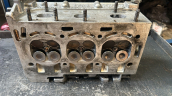 Oto Çıkma Parça / Volkswagen / Polo / Motor / Silindir Kapağı / Çıkma Parça 