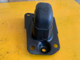 Oto Çıkma Parça / Volkswagen / Golf / Motor / Bağlantı Braketi / Çıkma Parça 