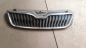 SKODA RAPİD ÖN PANJUR
