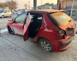 Peugeot 206 plus sol arka çamurluk